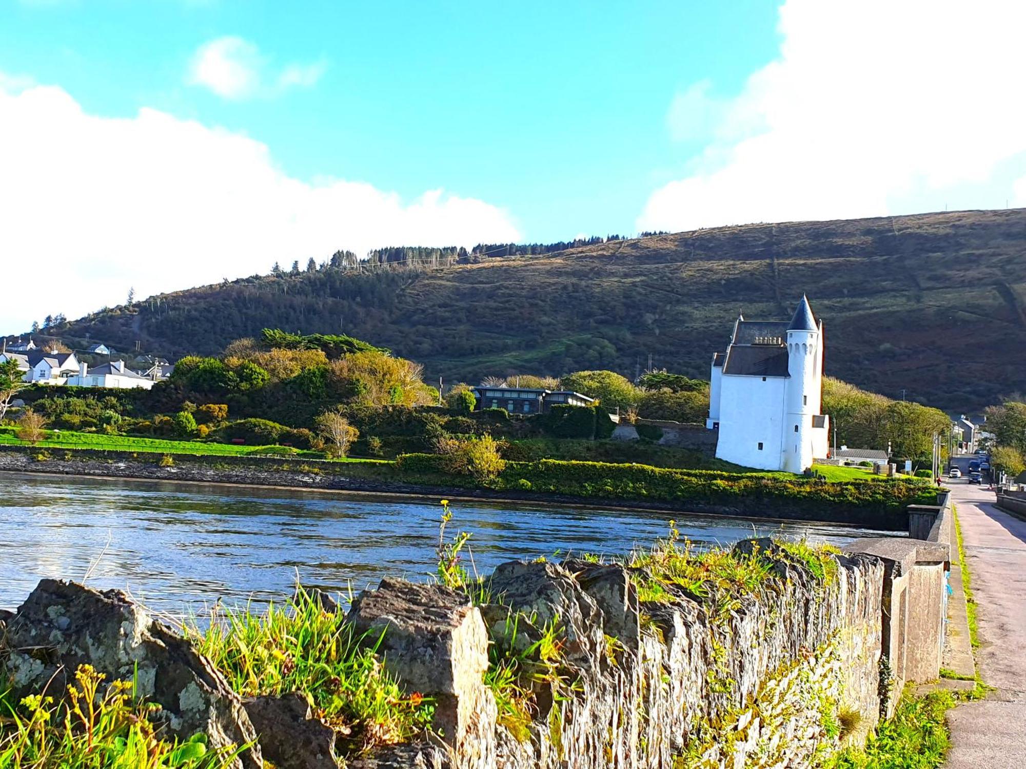 Shore Cottage - Cosy Comfort At The Sea Knights Town Eksteriør bilde